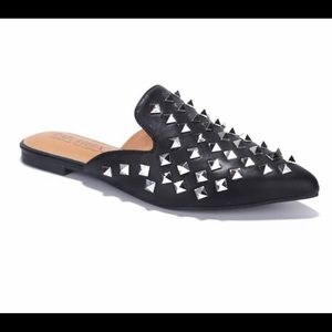CAPE ROBBIN ENNY MULES BLACK SHOES